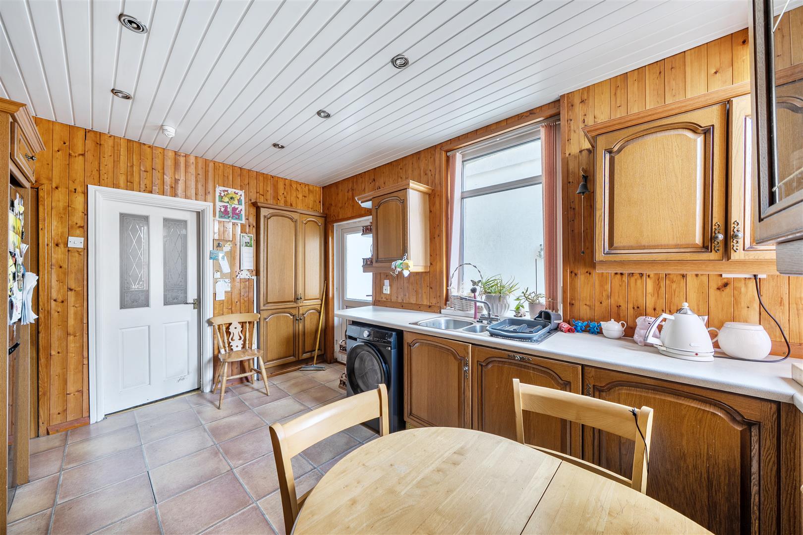 Armine Road, Fforestfach, Swansea, SA5 8DD